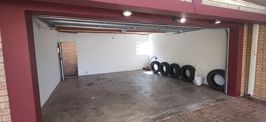 To Let 3 Bedroom Property for Rent in La Provance Free State
